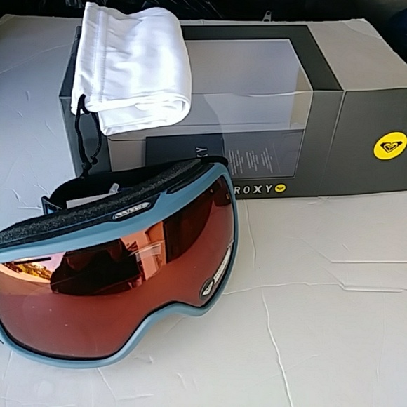 ⛷🏂⛷🏂ROXY ROCKFERRY  SKI\SNOWBOARD GOGGLES ITALY - Picture 2 of 8